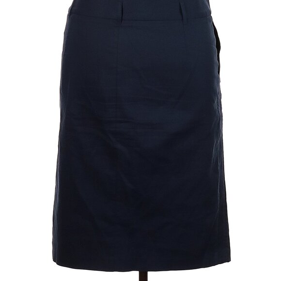 Bundle of size 10/12  skirts and short - Picture 9 of 11